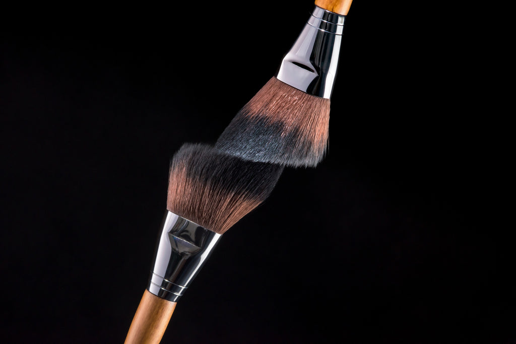 The Art of Brush Cleaning: Tips and Techniques for Maintaining Hygiene