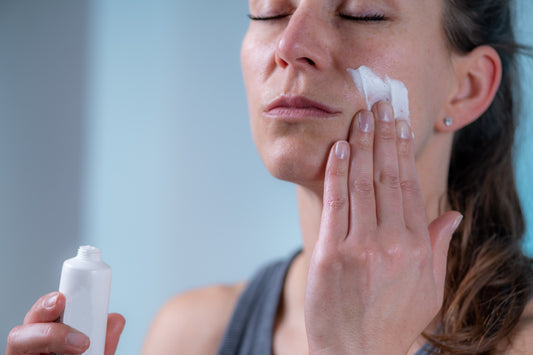 The Role of Numbing Cream in Pain Management During Cosmetic Procedures-Premiumdermalmart.com